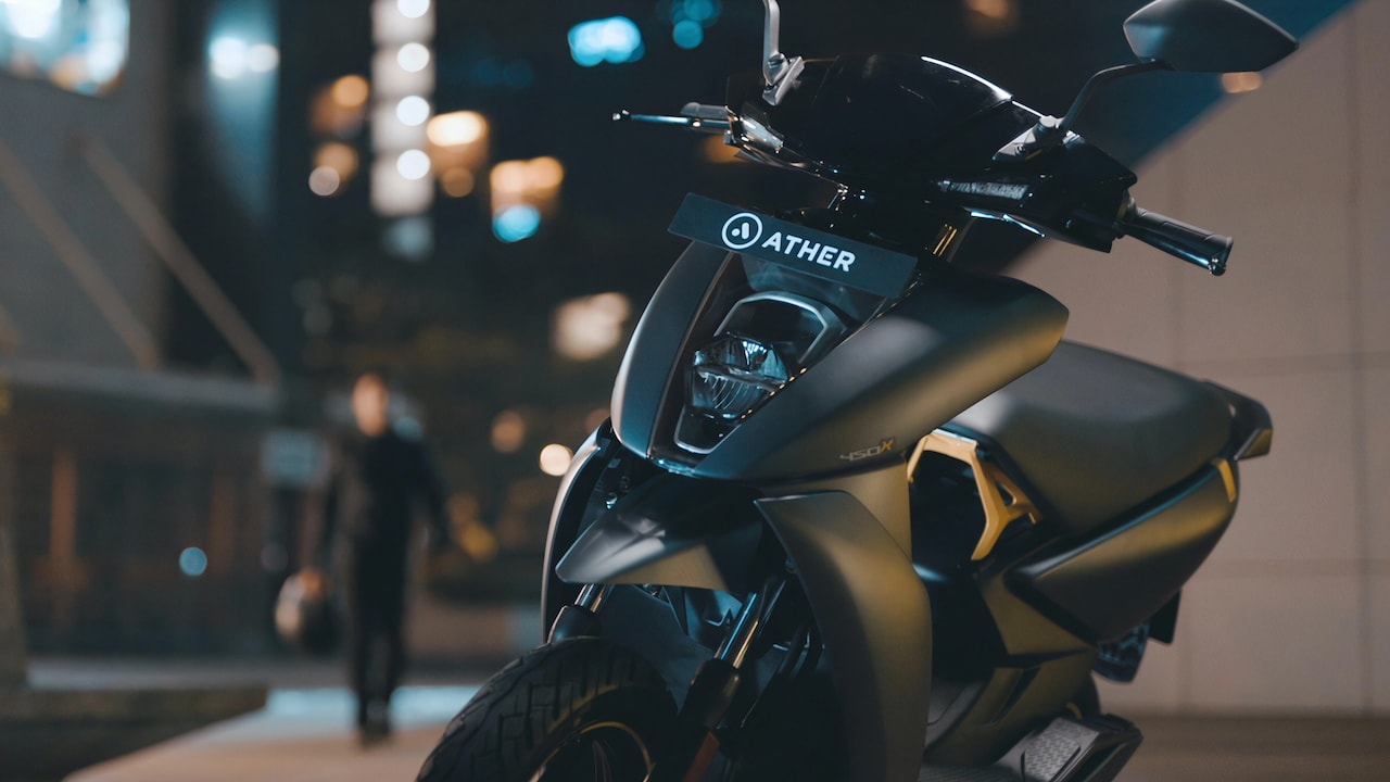 Ather Energy Rolls Out Pothole Alert Feature To Its Gen 2, Above Electric Scooters