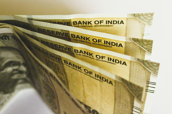 Rupee Rises 7 Paise To 82.80 Per Dollar In Early Trade