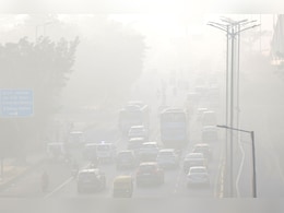 दिल्ली-NCR में नहीं सुधरी आबो-हवा, कई इलाकों में AQI 300 पार , जानें कब मिलेगी ऐसे प्रदूषण से निजात