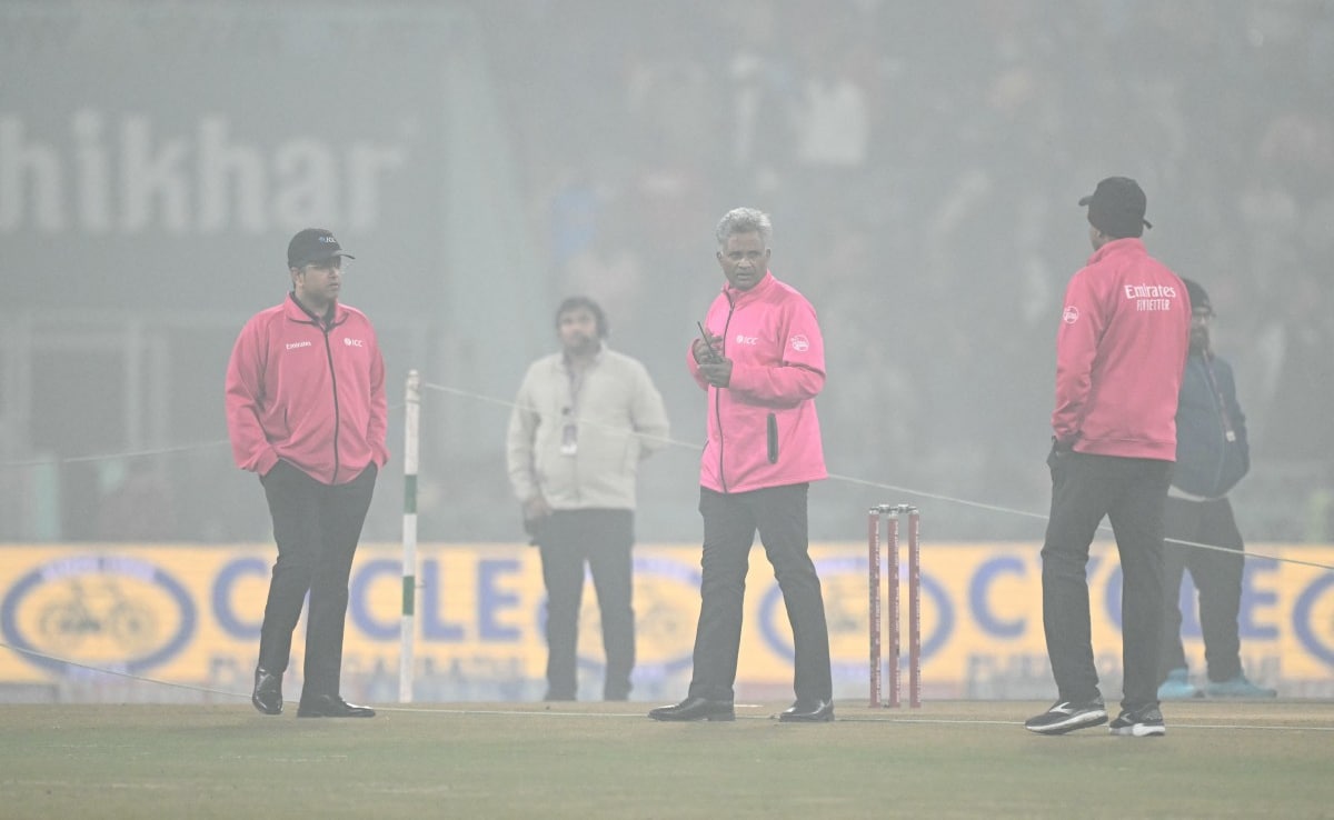 "Want Money Back:" Fans Furious After Excessive Fog Forces 4th India vs SA T20I Getting Abandoned