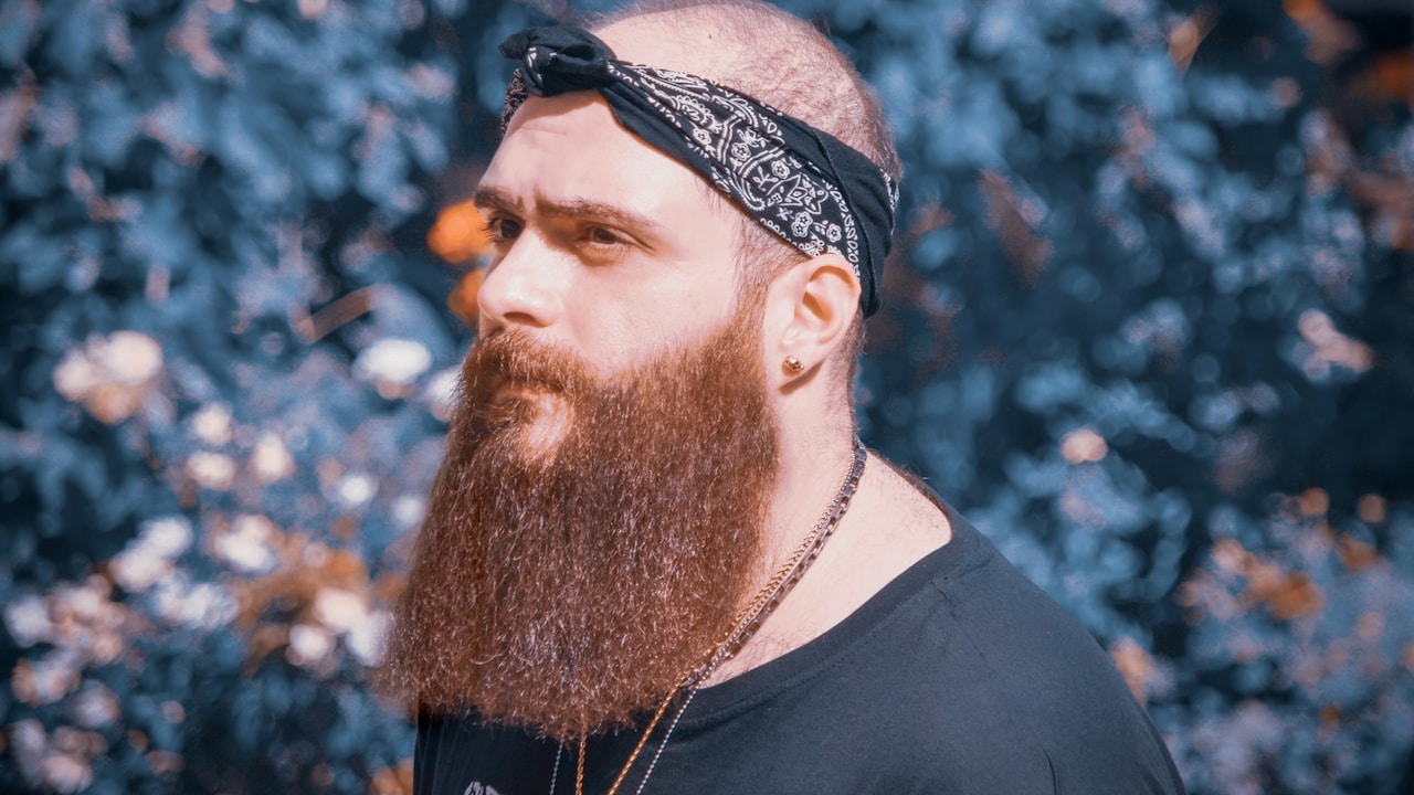 Beard oil can be used across all seasons and not just winter;