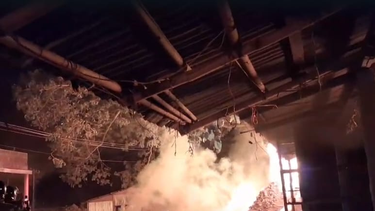 40 Cops Hurt As Groups Clash For 2nd Straight Day In Assam's Karbi Anglong