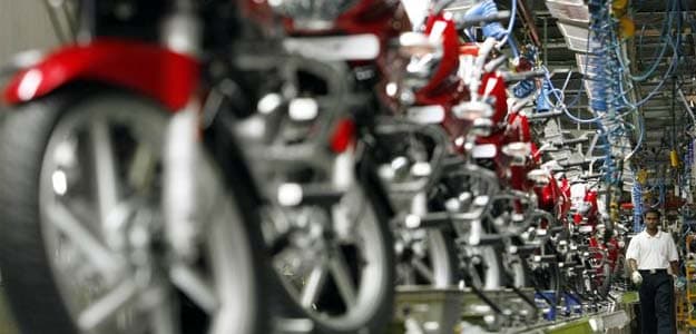 Bajaj Auto Hikes Wages by Up to Rs 10,000/Month: Report