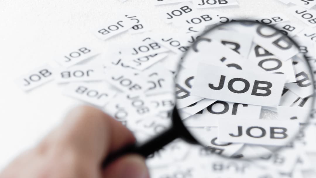 India Inc To Remain Focused On Mid-Level Roles, Salary Hikes To Be Moderate At 5-10% For 2026-27