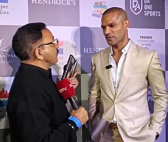 Exclusive: शिखर धवन ने विराट कोहली को लेकर की बड़ी भविष्यवाणी, आत्मकथा में किये कई खुलासे