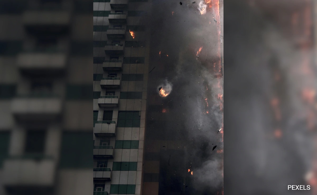 Fire Kills 12 in Residential Building in Southern China