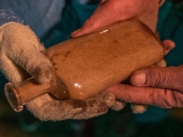 150 साल से चल रहा वैज्ञानिकों का रहस्यमयी प्रयोग, रात में जमीन से निकाली जाती हैं बोतलें, 2100 में होगा खत्म