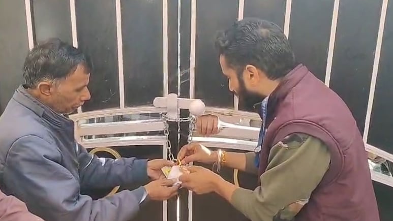 Rajasthan: अलवर में अवैध होटल मालिकों को झटका, UIT ने 10 इमारतों को किया सीज, शादी की बुकिंग फंसी