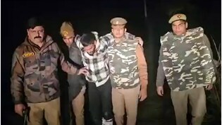 टार्च की रोशनी में 'धायं-धायं'! UP पुलिस ने बच्चे के अपहरणकर्ता को गोली मारकर दबोचा