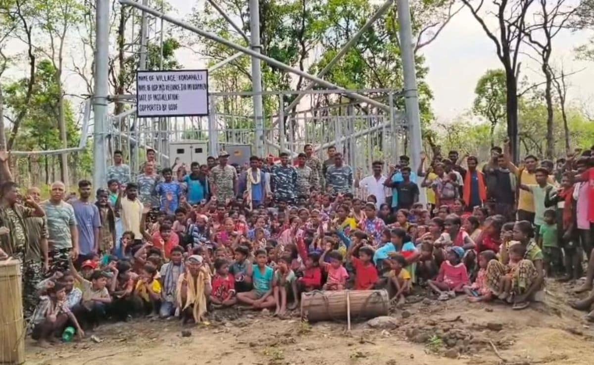 Mobile Connectivity Transforms Former Maoist Stronghold in Bastar: A Digital Revolution in Rural Chhattisgarh