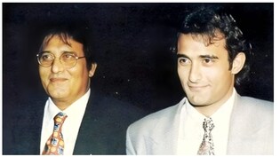 बोर्डिंग स्कूल से छुट्टियां बिताने के लिए घर आए अक्षय खन्ना को ऐसे मिली थी पहली फिल्म, पापा विनोद खन्ना हुए थे हैरान