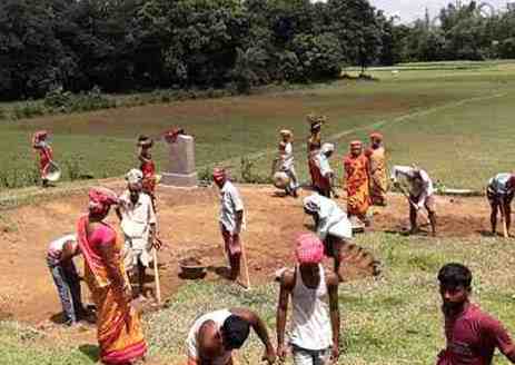 अब 7 दिन में ही खाते में पैसे, 125 दिन की गारंटी, मनरेगा पर यूपी सरकार का क्या ऐलान, पढ़िए &nbsp;