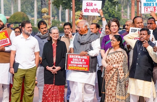 Parliament Winter Session Live Updates: संसद में गतिरोध टूटने के आसार, वंदे मातरम और चुनाव सुधारों पर अगले हफ्ते चर्चा