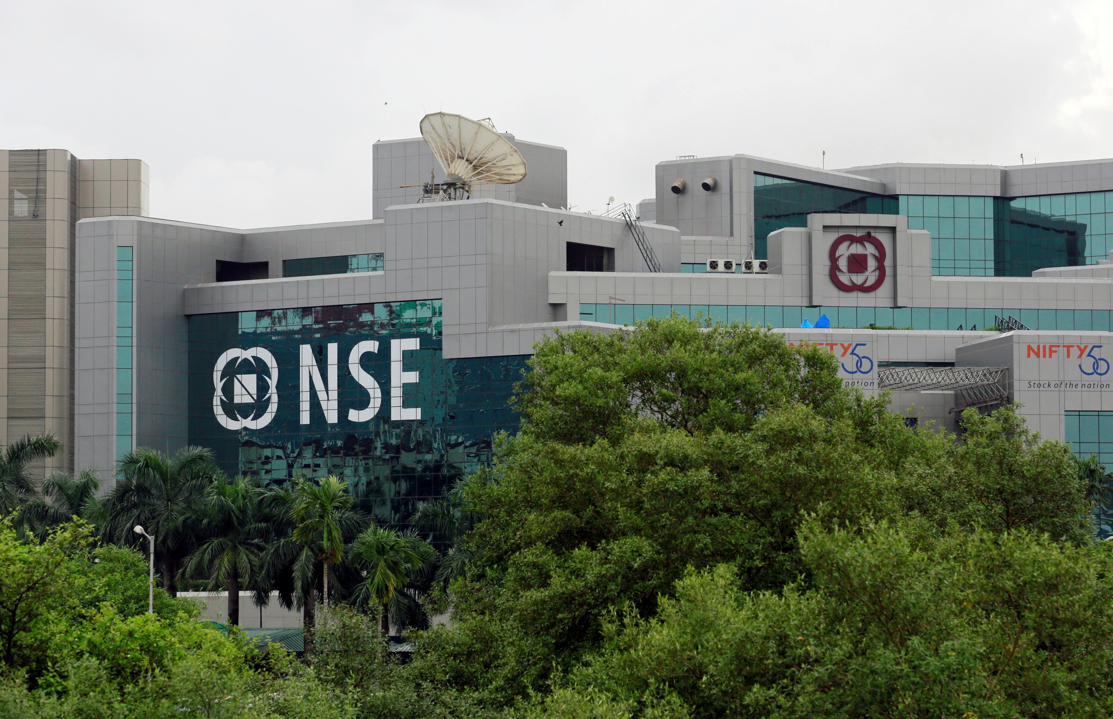 Stock Market Today: Sensex, Nifty Close Lower As RIL, Powergrid, SBI Drag; FPIs Remain Net Sellers
