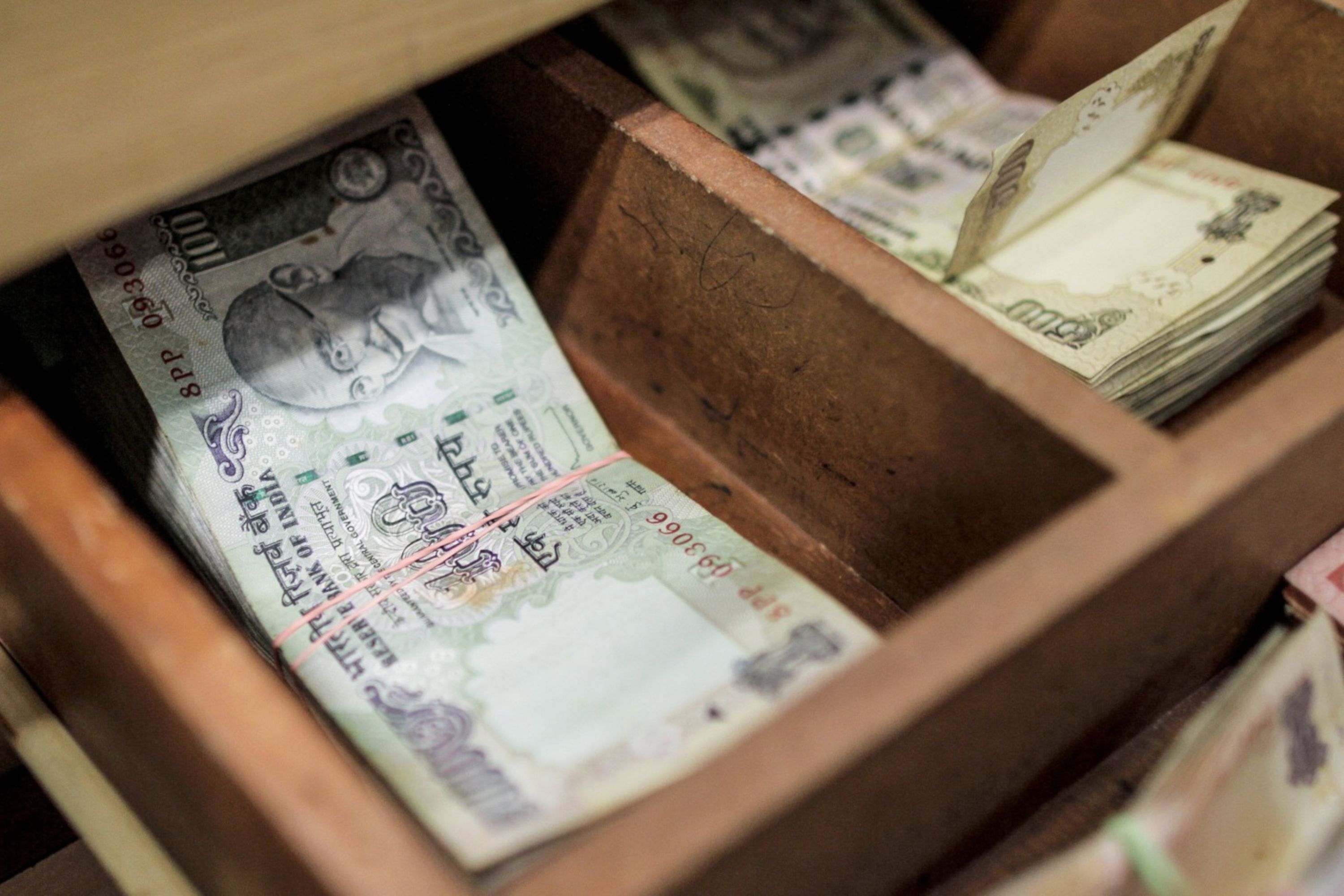 HDFC Securities: Non-Food Bank Credit Sector&rsquo;s Growth Slowed Down Due To Covid-19 Disruption