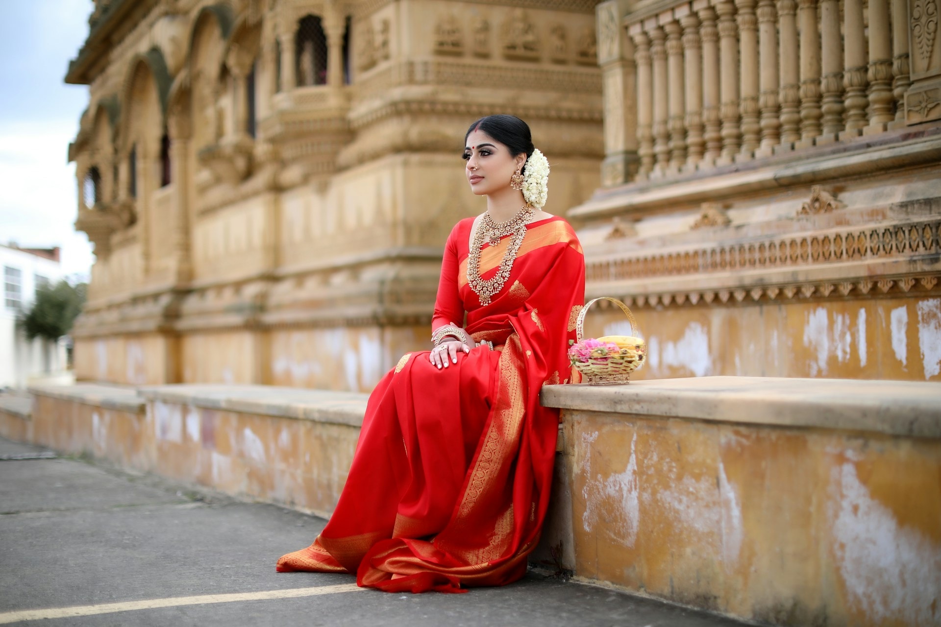 Discover all about Banarasi sarees and what makes them iconic Discover all about Banarasi sarees and what makes them iconic