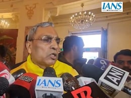 घर उन्नाव में तो दिल्ली में प्रदर्शन क्यों? उन्नाव रेप पीड़ित पर ओपी राजभर के ये कैसे बोल?