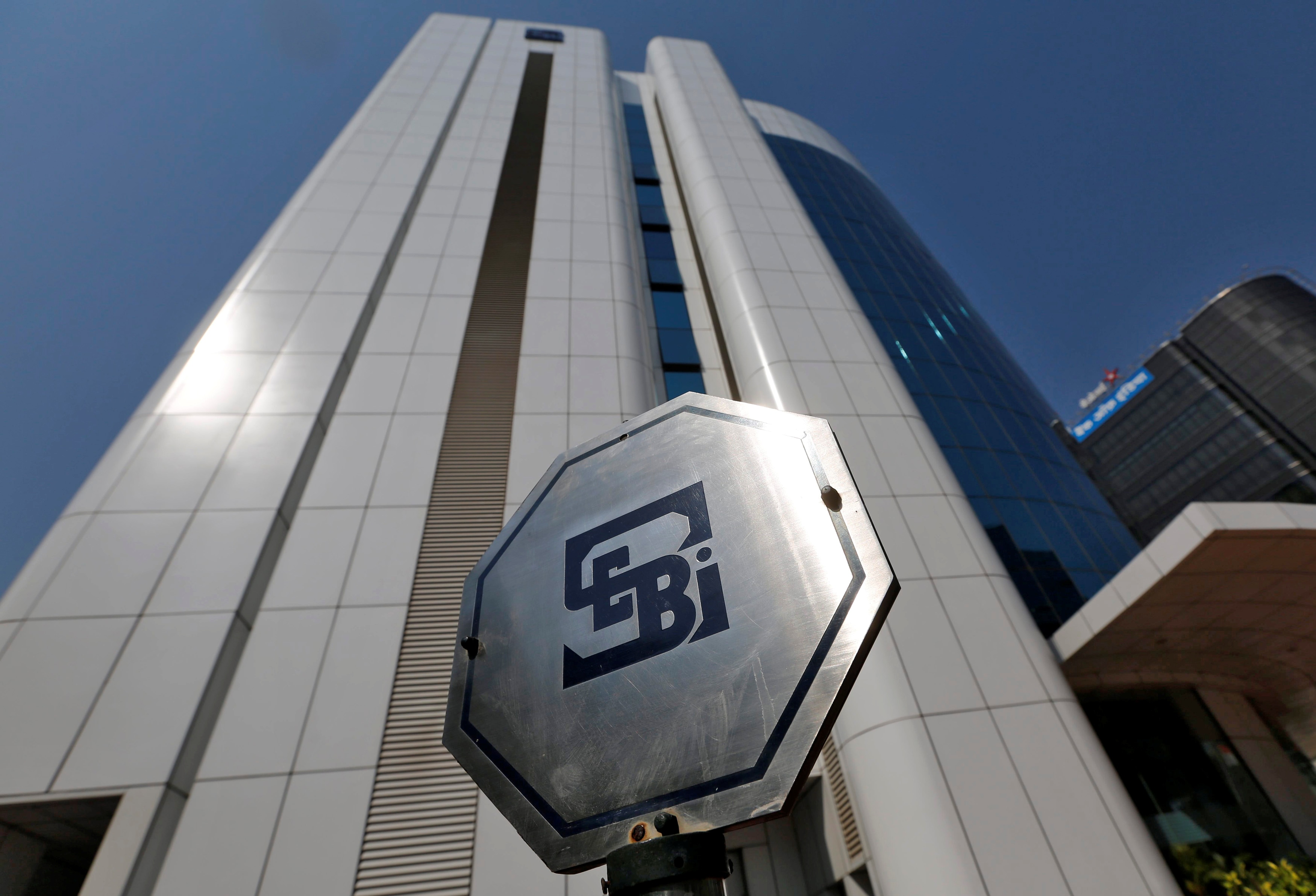 SEBI Puts In Place Framework For Upstreaming Of Clients' Funds By Brokers To Clearing Corporations
