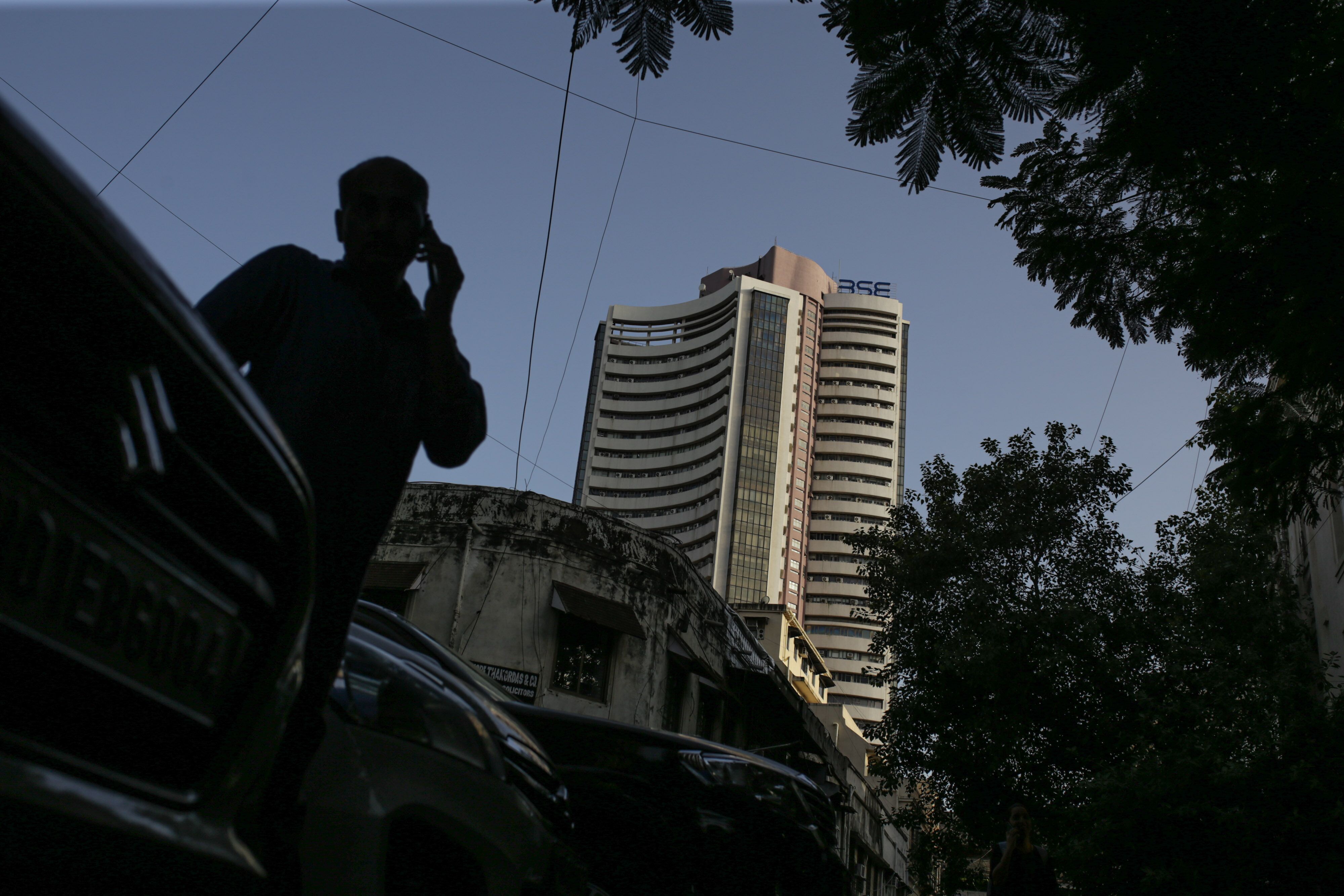 Stock Market Today: Sensex, Nifty End At Four Week High After Four Days Of Advance; FPIs Remain Net Sellers