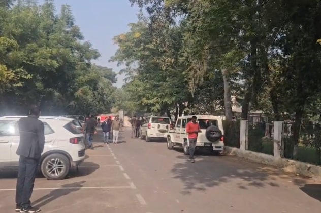 Hanumangarh: हनुमानगढ़ कलेक्ट्रेट को बम से उड़ाने की धमकी, ईमेल मिलने के  बाद मचा हड़कंप