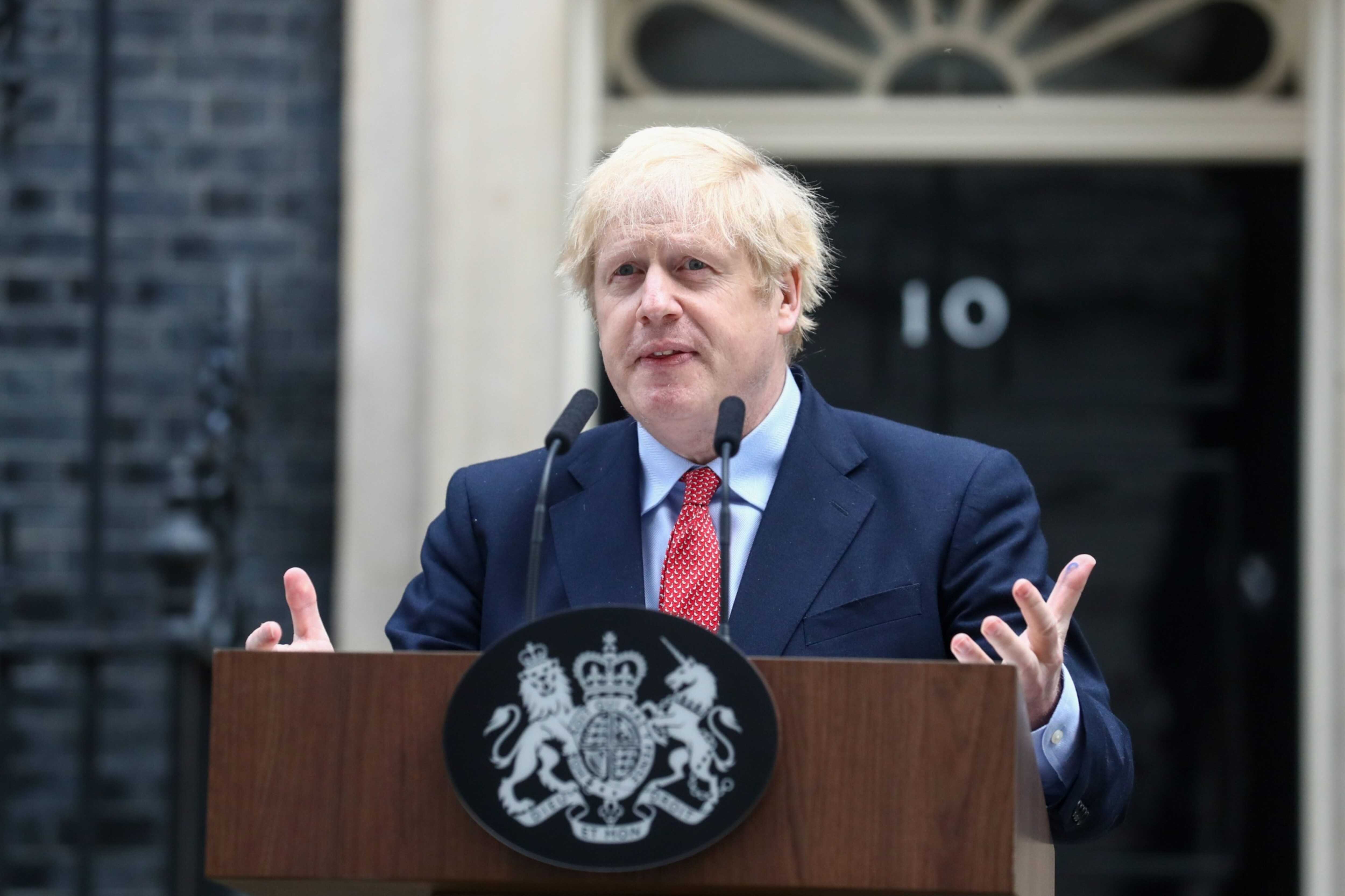 U.K. Reviewing Covid-Fighting Options Including London Lockdown