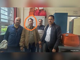 नर्मदापुरम में लोकायुक्त ने रंगेहाथ पकड़ा क्लर्क, इंटरकास्ट मैरिज करने वाले से मांग रहा था रिश्वत