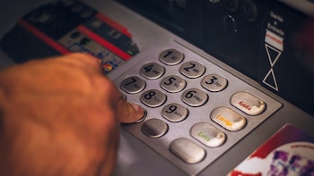 After E-Rickshaw Scare, Video Shows Man Turning ATMs On, Off Using BAT BMS-Like App