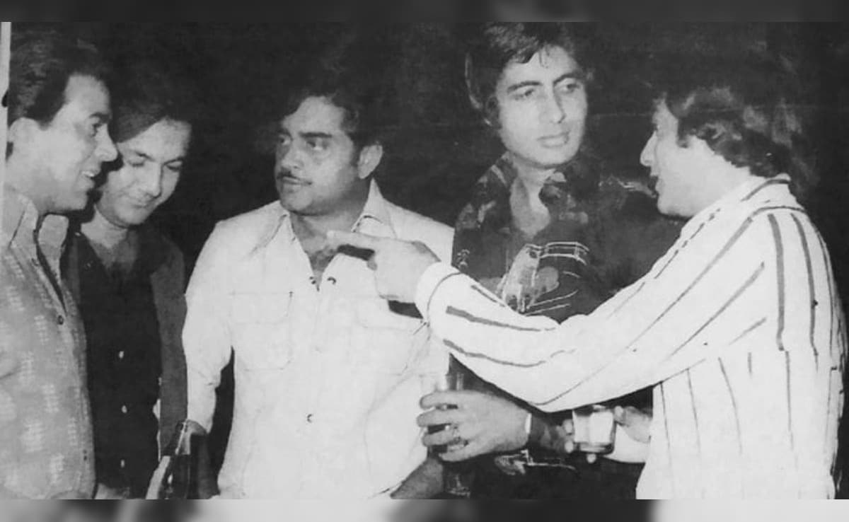 On Dharmendra's 90th Birthday, Shatughan Sinha And Saira Banu Lead Tributes From Bollywood