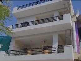 जयपुर: तीन मंजिला घर के सीढ़ियों पर मिला कट्टा, अंदर दिखी खून से लथपथ महिला की लाश; फैली दहशत