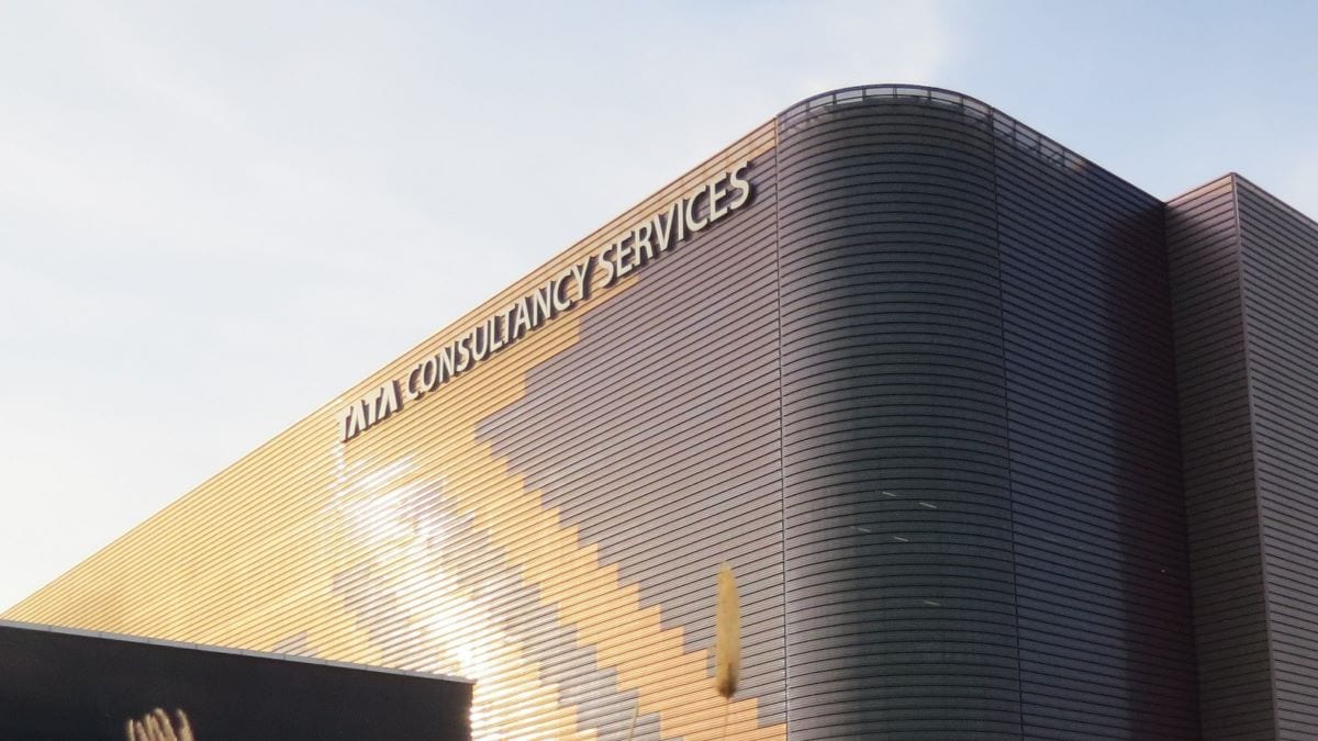 TCS Q1 Results: Profit Drops Nearly 3% Amid Flat Revenue Growth