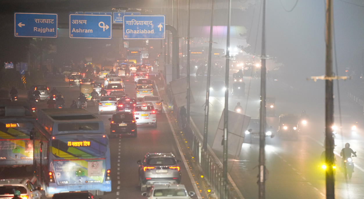 PUC के बिना गाड़ी चलाने वालों की खैर नहीं, दिल्ली सरकार का साफ ऐलान, लोक अदालत में भी माफ नहीं होंगे चालान