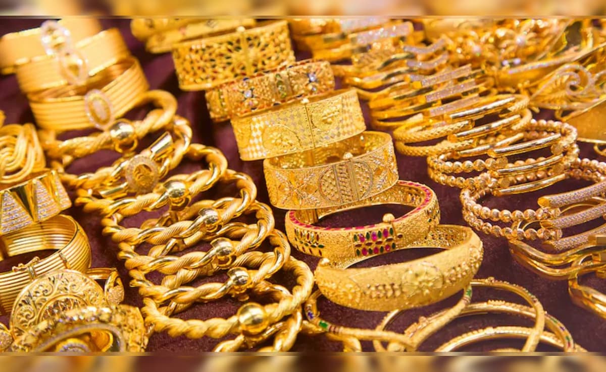 Gold Rate Today:  दिवाली वाले 'डेढ़ लखिया' जोश में सोना, आज इतने चढ़ गए भाव