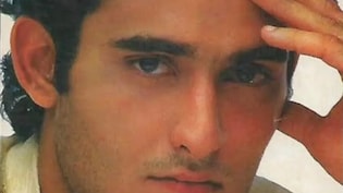 स्कूल में लड़कियों का क्रश थे अक्षय खन्ना! क्लासमेट ने बताया मिलने आते थे पापा विनोद खन्ना और सौतेली मां  