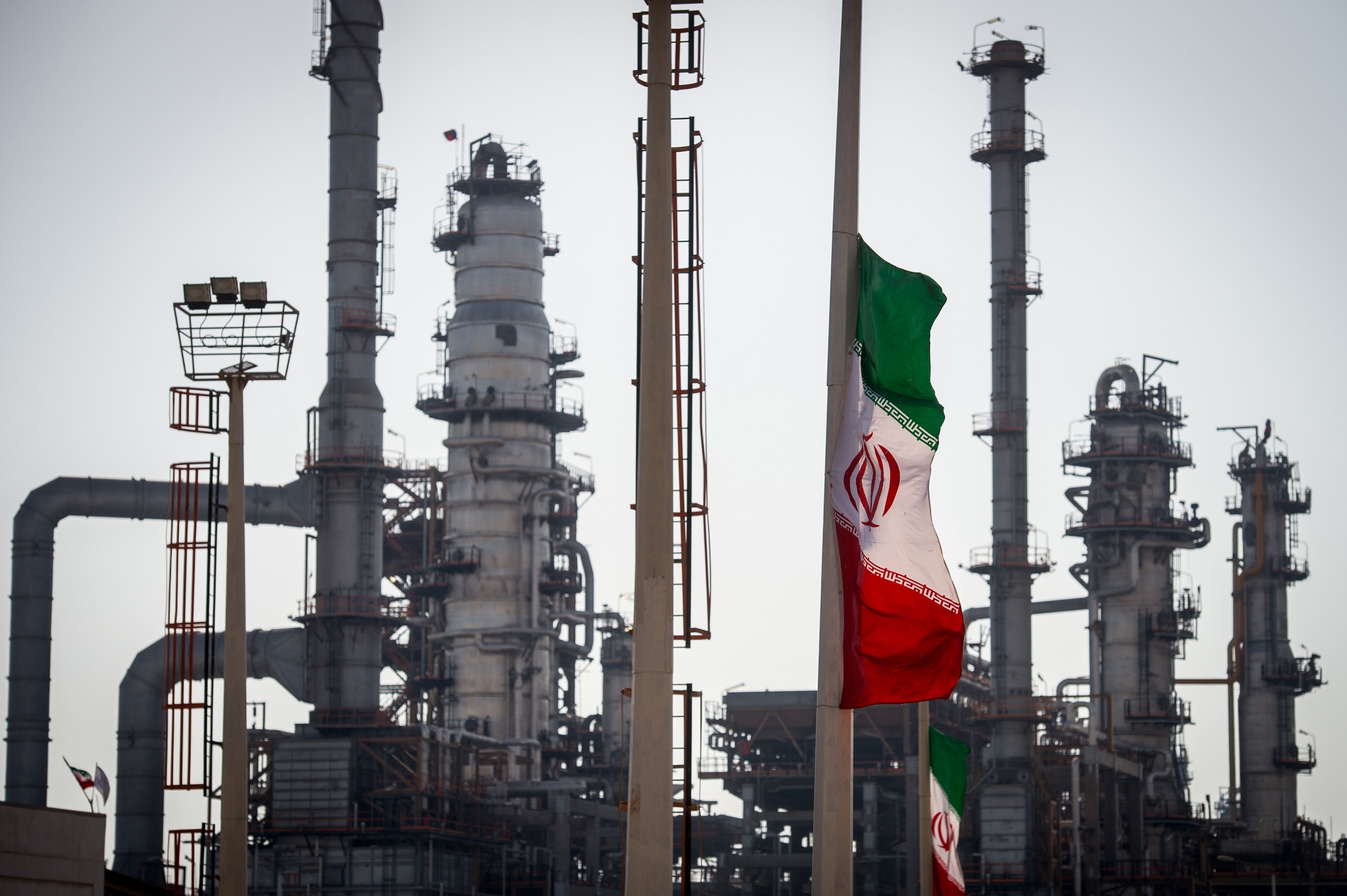 U.S. Bid To Curb Iranian Oil Bedeviled By Economics, Election