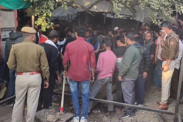 बीते दिन, शांतिपूर्वक तरीके से काम चल रहा था.