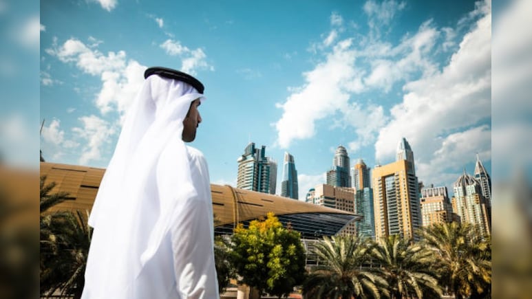 दुबई के अरबपति शेख का बेटा क्यों धोता था होटल में बर्तन, कहानी सुन आपका भी घमंड चूर-चूर हो जाएगा