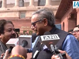 'सारे मैच केरल में नहीं करा सकते...' : थरूर-राजीव शुक्ला के बीच संसद में मजेदार बातचीत का वीडियो वायरल