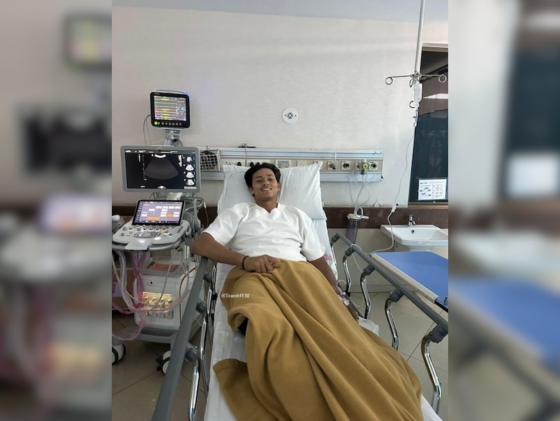 Yashasvi Jaiswal Suffers 'Food Poisoning', Loses Over 2 Kg Weight In Two Days: Report