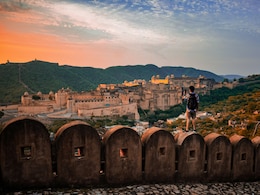 Planning To Attend Jaipur Literature Festival? Here's Your Ultimate Guide To The Pink City