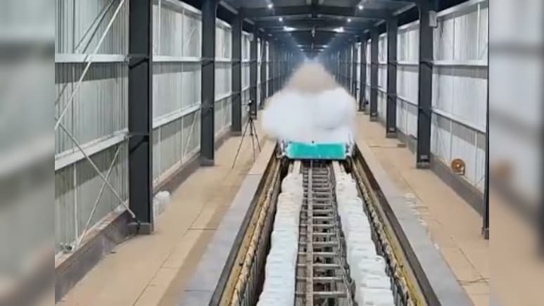 2 सेकंड में 700 Kmph की स्पीड... चीन की इस ट्रेन ने रफ्तार को लेकर बनाया विश्व रिकॉर्ड