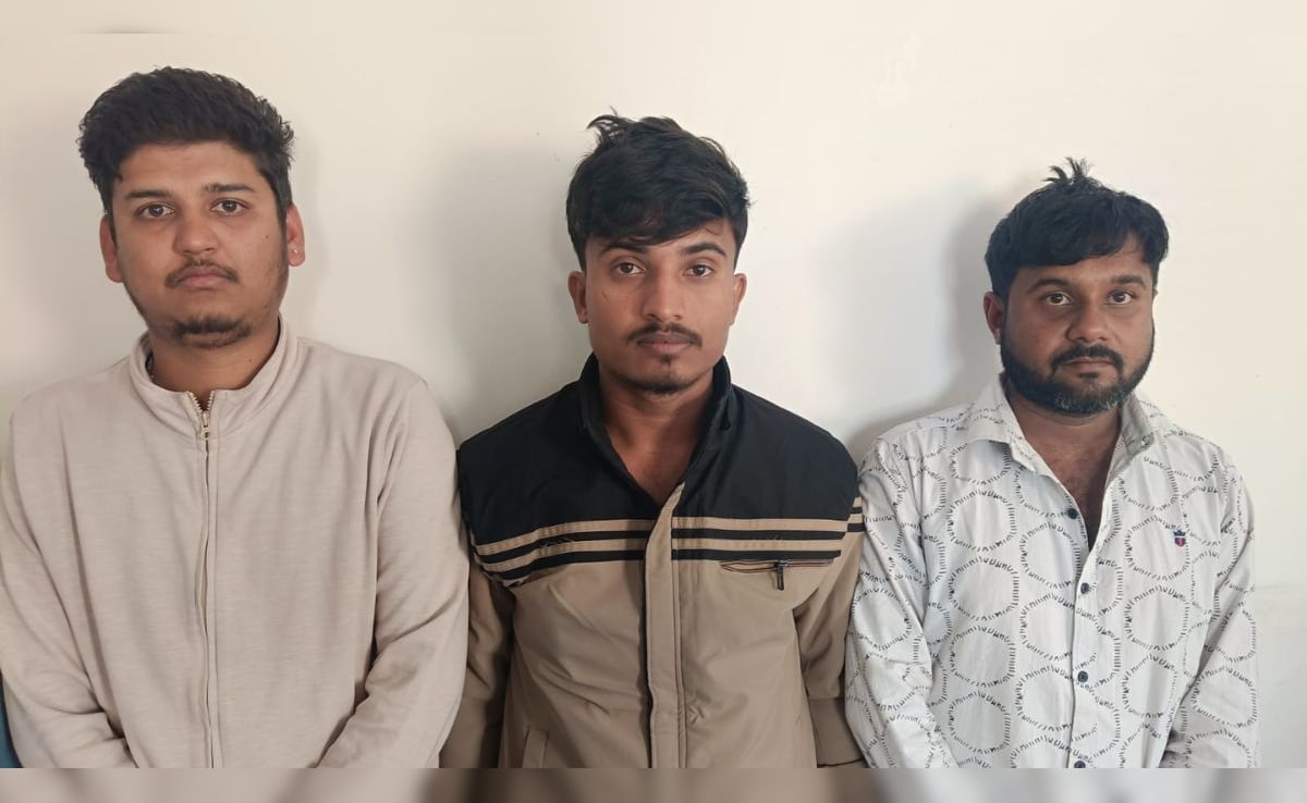 In Maharashtra, Woman Knocks On Wrong Hotel Room, 3 Drunk Men Gang-Rape Her