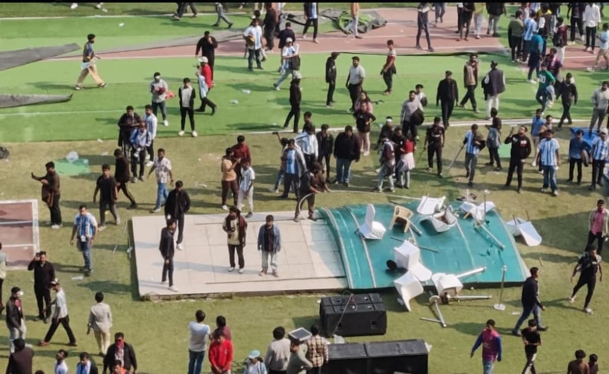 Watch: Fans On Rampage As Lionel Messis Kolkata Tour Turns Ugly