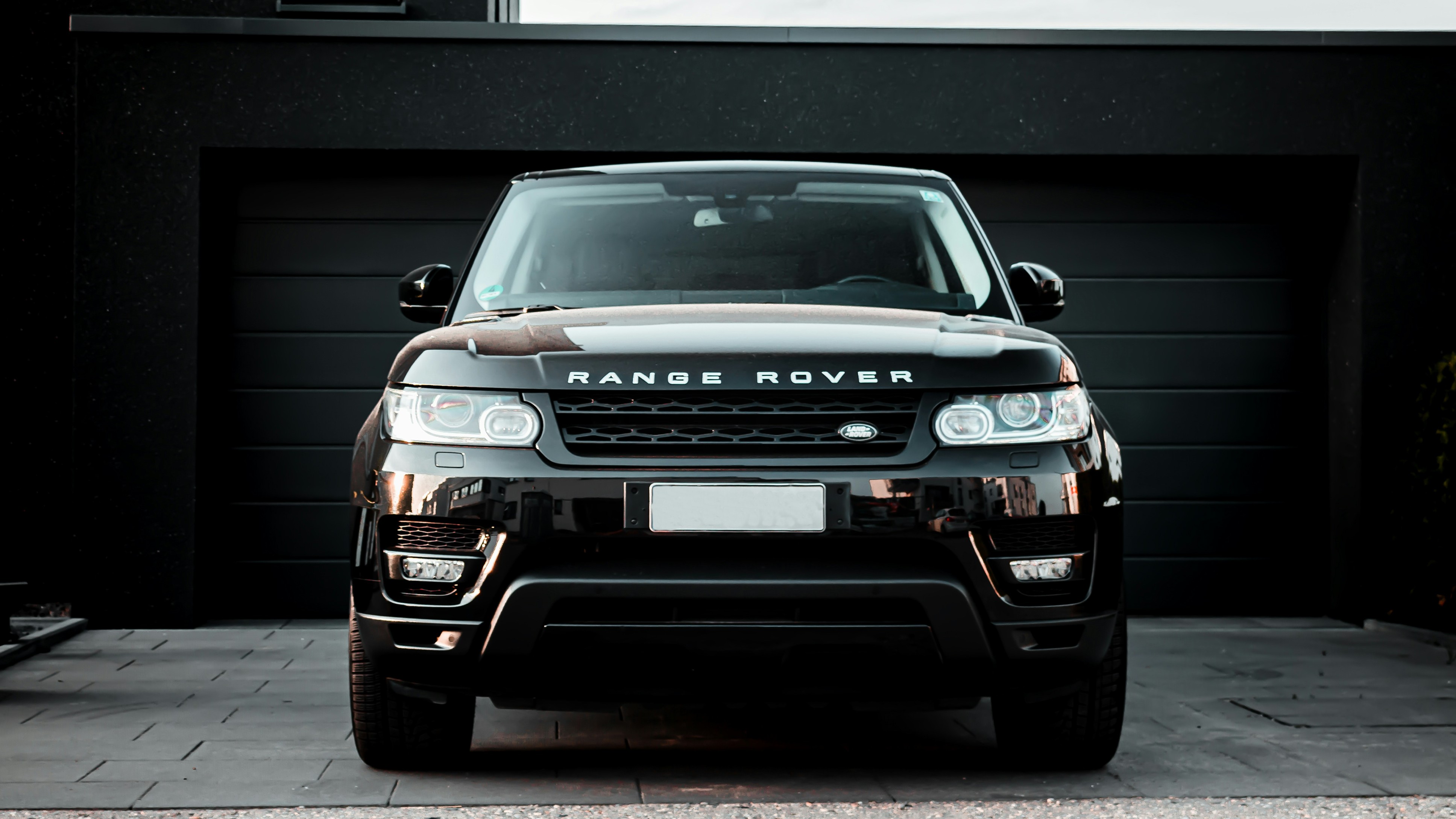 JLR To Pause Exports To US In April On Trump Auto Tariffs