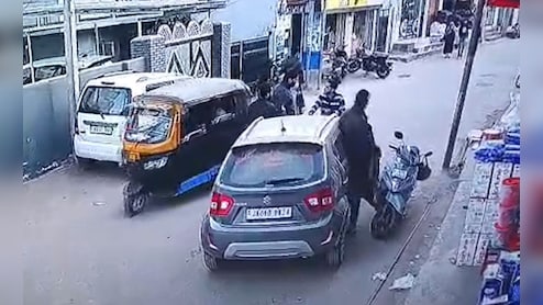 Road Rage On Camera: J&K Cop Slaps Man, Tosses His Phone After Argument