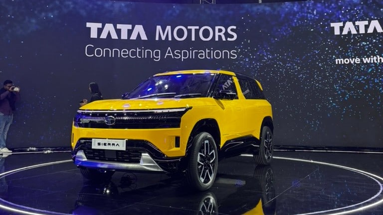 Auto Sales In February 2025 LIVE: Tata Motors Down 9%, Maruti Suzuki Up 1%
