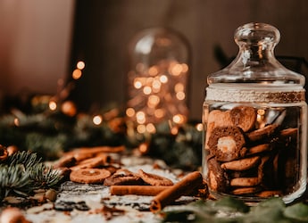 Make This Holiday Season Special With Gourmet Treats From Amazon's Everyday Essentials