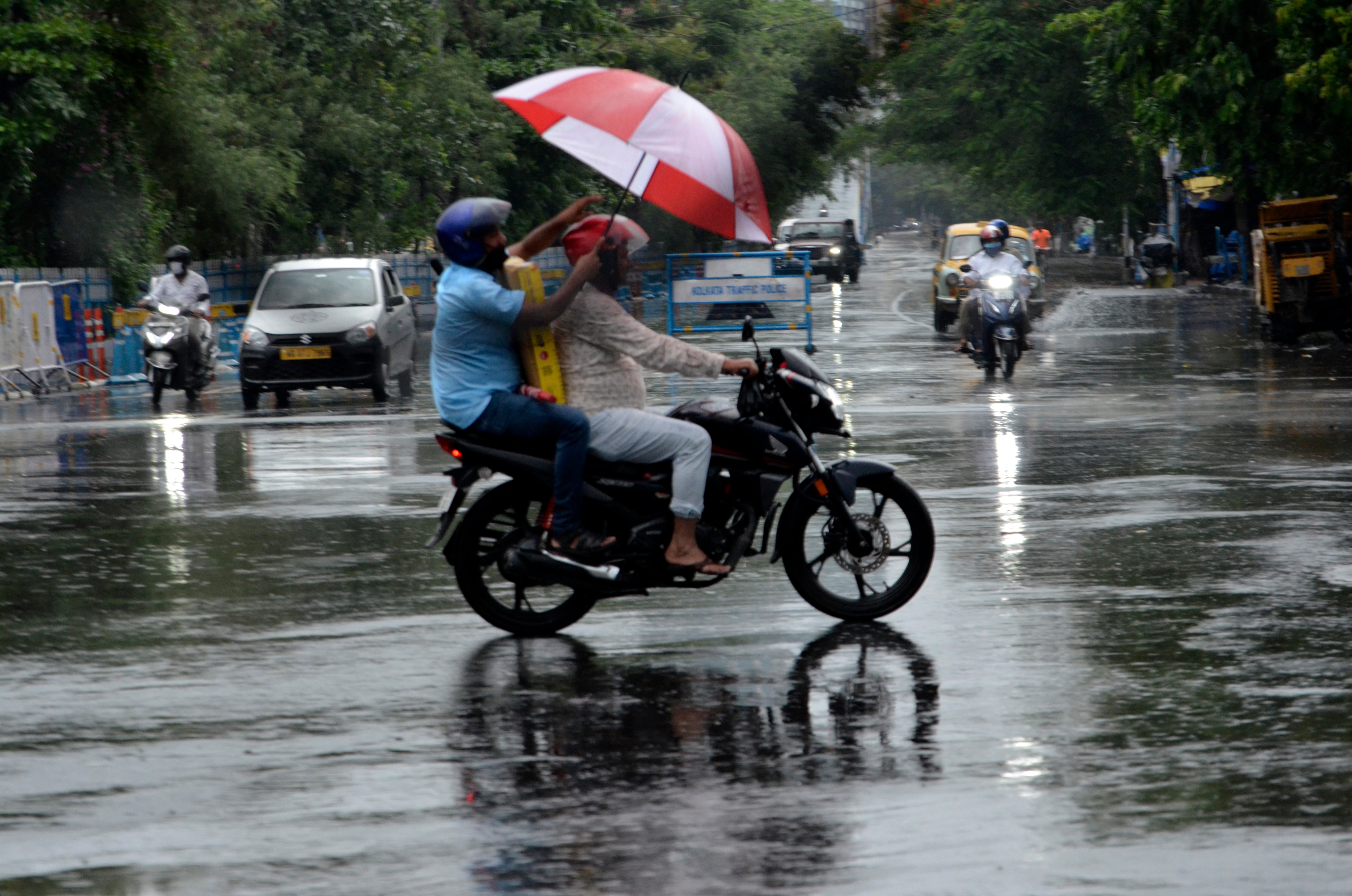 Monsoons, Winters In India Are Getting Hot Faster Than Summers