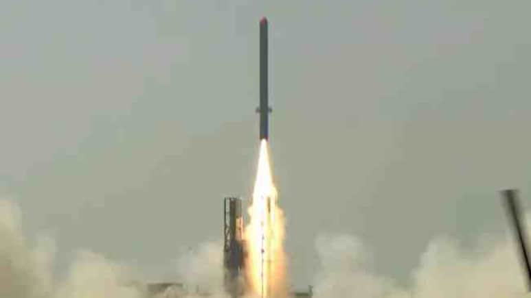 भारत के K-4 मिसाइल ने कैसे उड़ाई चीन-पाकिस्तान की नींद, क्यों कांप उठे दुश्मन देश