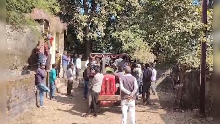 सागर में दिल दहला देने वाली घटना, मां ने दो मासूम बच्चों के साथ फांसी लगाकर दी जान