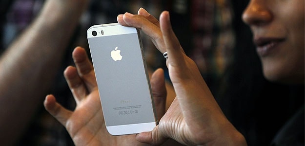 Apple IPhones Allow Extraction of Deep Personal Data, Researcher Finds